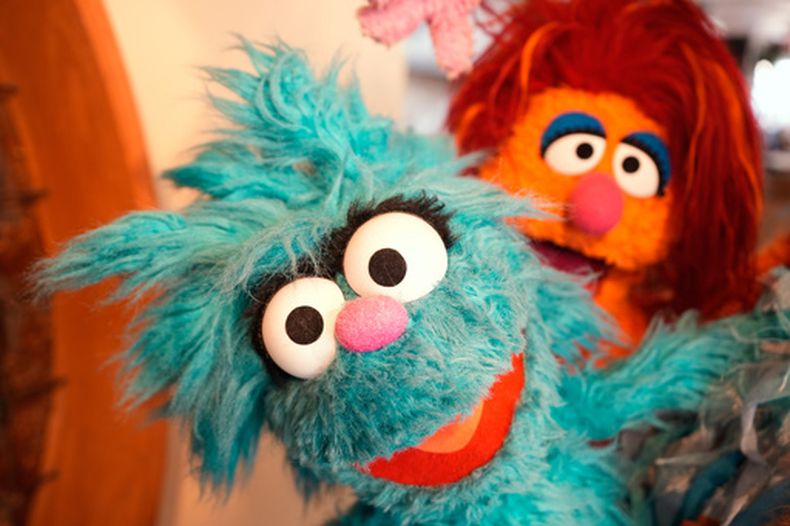 Marionetas se exhiben en Jim Hensons Creature Shop, el taller de criaturas de Jim Henson, en Nueva York, el miércoles 13 de mayo de 2026. (Foto AP/Seth Wenig)