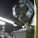 Esta imagen, publicada por Warner Bros. Pictures, muestra a Brad Pitt en una escena de F1: The Movie. (Warner Bros. Pictures vía AP)