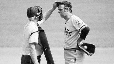 Muere Gaylord Perry, 2 veces ganador del Cy Young