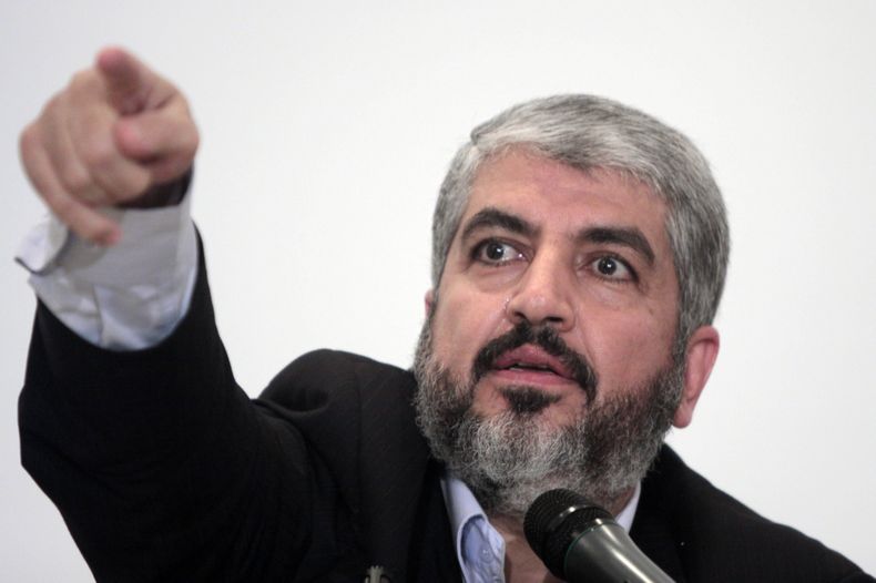 Fotograf&iacute;a de archivo del 28 de septiembre de 2009 de Jaled Meshal, l&iacute;der de Hamas, durante una conferencia de prensa en Egipto. Meshal dijo en una entrevista transmitida el lunes 28 de julio de 2014 que cree que el mundo no ha tenido una vi