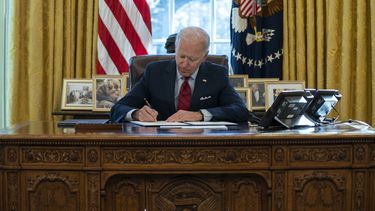 Biden se reunirá con republicanos para evaluar paquete ayuda