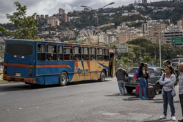 venezuela, el pais con la flota de autobuses mas antigua de latinoamerica ante la desidia del regimen de maduro