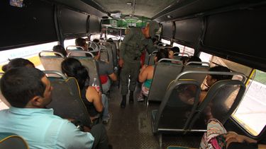Contrabandistas desafían autoridades por inmensas utilidades