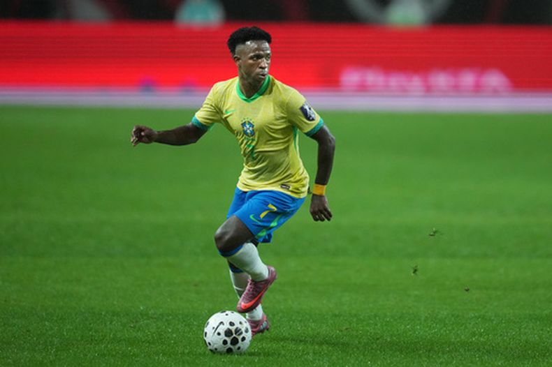 ARCHIVO - El delantero brasileño Vinicius Junior durante un partido amistoso contra Corea del Sur, el viernes 10 de octubre de 2025, en Seúl. (AP Foto/Lee Jin-man)