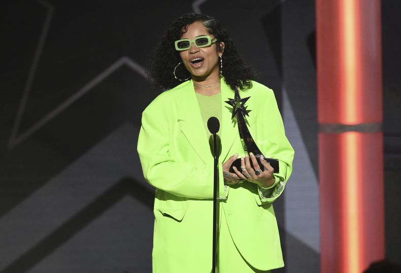 ESP-MUS_PREMIOS_BET-LISTA-2.jpg