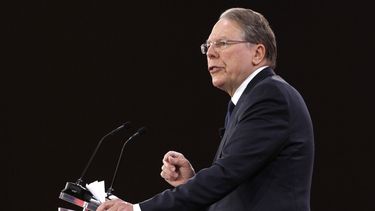NRA acusa a activistas de aprovechar la balacera en Florida