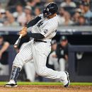 Trent Grisham, de los Yankees de Nueva York, pega un sencillo de dos carreras durante el séptimo episodio del encuentro del martes 11 de agosto de 2026 ante los Marineros de Seattle (AP Foto/Frank Franklin II)