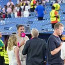 Jurgen Klopp (izquierda) y el seleccionador alemán Julian Nagelsmann brindan entrevistas tras la derrota de Alemania a manos de Paraguay en los 16vos de final del Mundial, el lunes 29 de junio de 2026, en Foxborough, Massachusetts. (AP Foto/Martin Meissner)