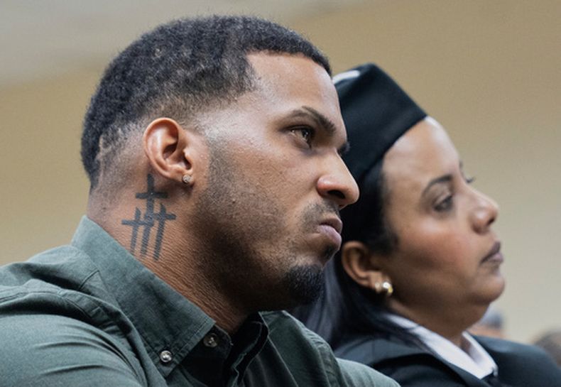 ARCHIVO - Wander Franco, torpedero de los Rays de Tampa Bay, escucha su sentencia en su juicio por acusaciones de abuso sexual a una menor de edad, en Puerto Plata, República Dominicana, el 26 de junio de 2025. (AP Foto/Fran Afonso)