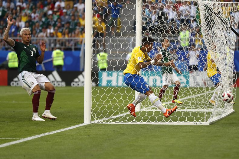 DEP-FUT_MUNDIAL_BRASIL-MEXICO-6.jpg