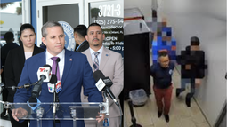 escandalo en miami-dade: empleado vendia licencias de conducir ilegales escandalo en miami-dade: empleado vendia licencias de conducir ilegales
