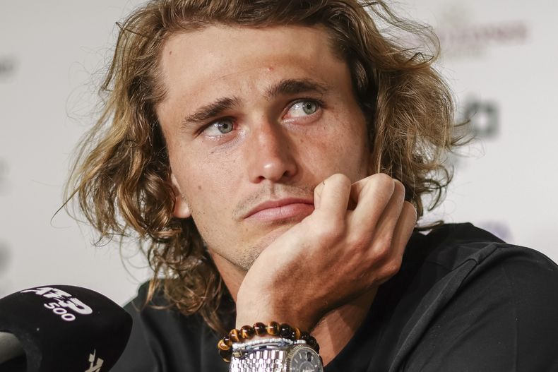 Alexander Zverev durante una entrevista en el Abierto de Hamburgo, el lunes 24 de julio de 2023. (Frank Molter/dpa vía AP)