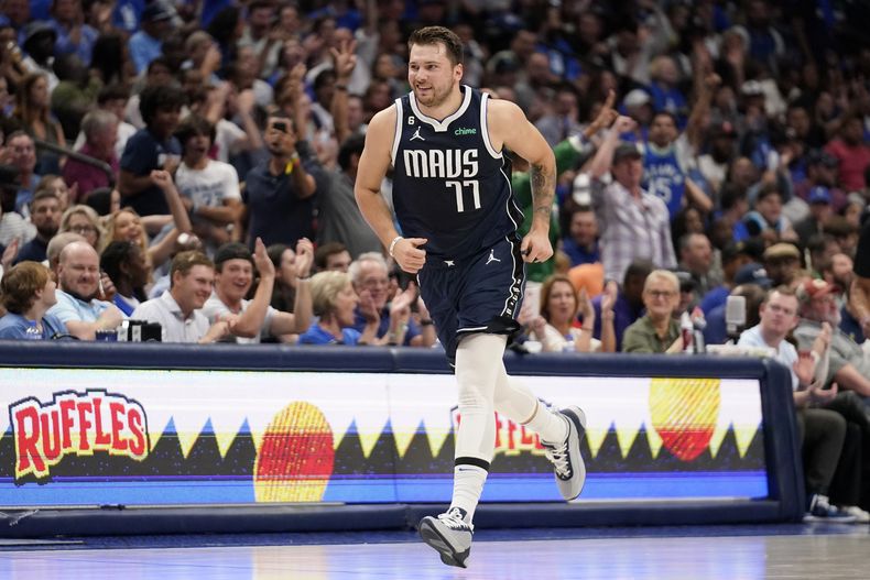 DEP-BAS GRIZZLIES-MAVERICKS