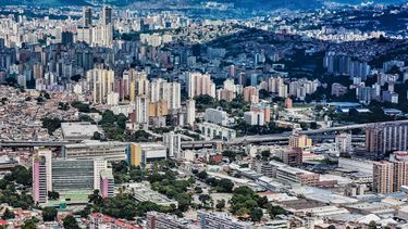 72% de los habitantes de zonas pobres de caracas redujeron su consumo de alimentos