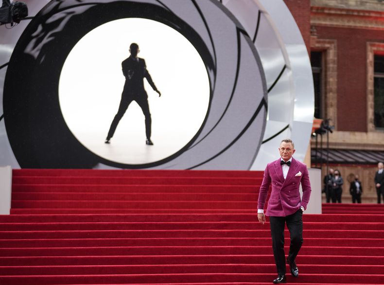 ARCHIVO - Daniel Craig en el estreno de la película No Time To Die en Londres el 28 de septiembre de 2021. (Foto AP/Matt Dunham, archivo)