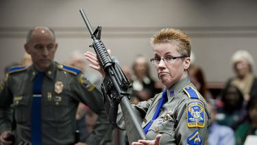 Corte Suprema: procede demanda por masacre en Sandy Hook
