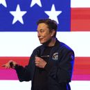 Elon Musk habla durante un evento el domingo 30 de marzo de 2025, en Green Bay, Wisconsin. (AP Foto/Jeffrey Phelps)