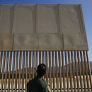 EEUU: Plan incluiría $5.000 millones para muro fronterizo