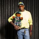 Pharrell Williams posa para promover la película “Piece by Piece” durante el Festival Internacional de Cine de Toronto, el lunes 9 de septiembre de 2024, en Toronto. (Foto Arthur Mola/Invision/AP)