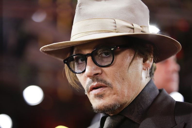 ESP-CEL_GBRETAÑA-JOHNNY_DEPP-0.jpg