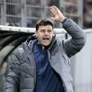 ARCHIVO - El técnico del PSG Mauricio Pochettino gesticula durante el partido de la liga francesa conta Angers, el miércoles 20 de abril de 2022, en Angers. (AP Foto/Jeremías González)