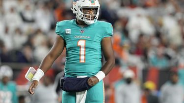 Tagovailoa de regreso a los Dolphins tras concusión