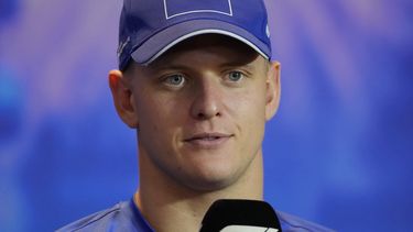 Tal como su padre, Schumacher deja Ferrari por Mercedes