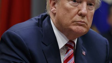 Trump visitará base militar surcoreana, no irá a la frontera