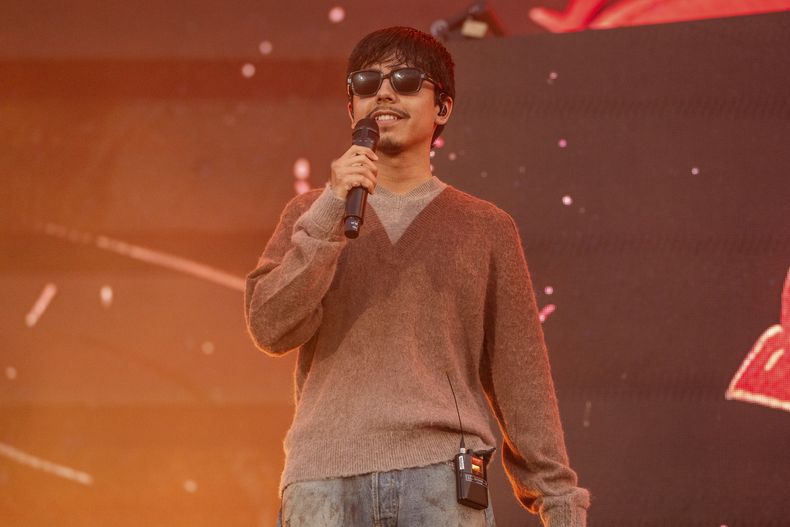 Ivan Cornejo durante su presentación en el Festival dete de Quebec el sábado 13 de julio de 2024 en la ciudad de Quebec. (Foto Amy Harris/Invision/AP)
