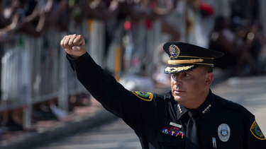 art acevedo se disculpa por decir la que la policia de miami es manejada por la mafia cubana