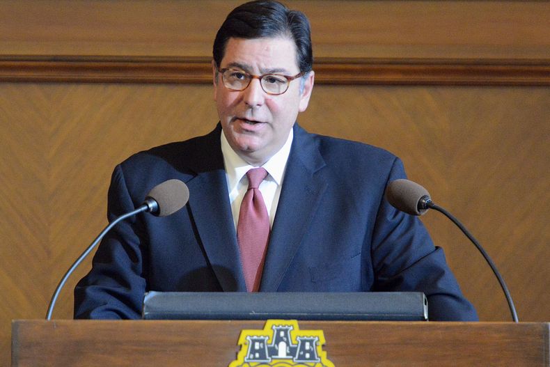 El alcalde de Pittsburgh, Bill Peduto.