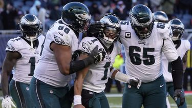 Eagles buscan 1er lugar de la Nacional sin Hurts ante Dallas