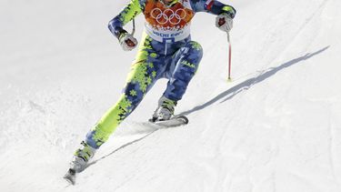 americateve | La chilena Noelle Barahona compite durante el tramo de descenso de la supercombinada femenina de los Juegos Ol&iacute;mpicos de Invierno, el lunes 10 de febrero de 2014 en Krasnaya Polyana, Rusia. (AP Foto/Luca Bruno)