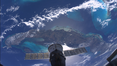 ron desantis tratara de dar acceso libre a internet a toda cuba a traves de un satelite