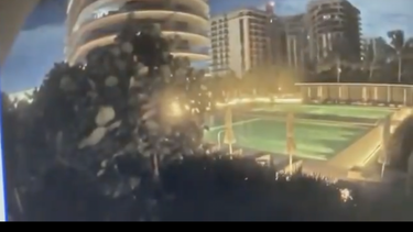 el video del momento en que se derrumba el edificio de miami