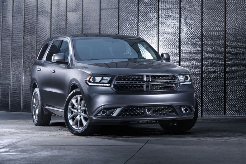 Esta foto sin fecha prove&iacute;da por Chrysler muestra el Dodge Durango del 2014. Chrysler va a retirar 184.215 veh&iacute;culos en todo el mundo porque un problema con cables podr&iacute;a inhabilitar la bolsa ded aire y los cinturones de seguridad.(Fo