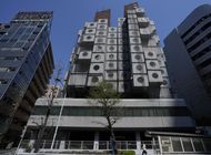 japon: la torre nakagin sera demolida y enviada a museos