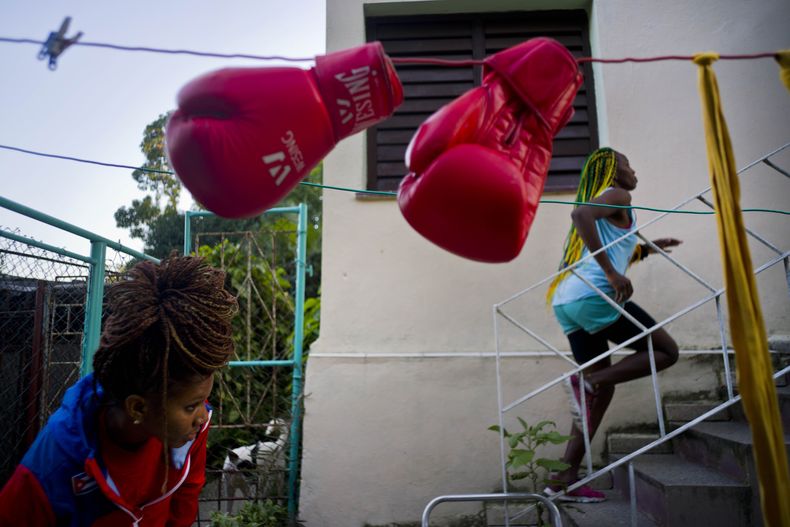 REP-GEN_CUBA-MUJERES_BOXEADORAS-1.jpg