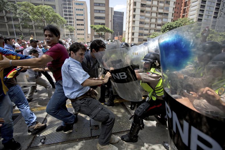AMS-GEN_VENEZUELA-CRISIS_POLITICA-0.jpg