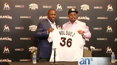 volquez orgulloso de vivir en miami y feliz por lanzar con los marlins