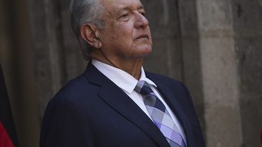 Biden y AMLO dialogan vía telefónica sobre migración