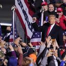 Elecciones EEUU: Trump a la defensiva en estados indecisos
