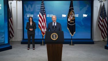 EEUU detalla planes de compartir vacunas con otros países