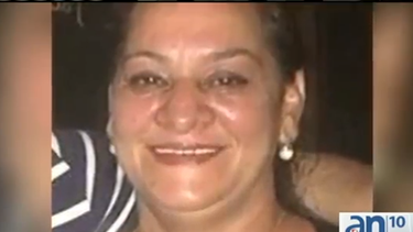 americateve | Una mujer fue asesinada a tiros en su casa del suroeste de Miami este fin de semana, se cree que el móvil del homicidio fue un intento de robo.