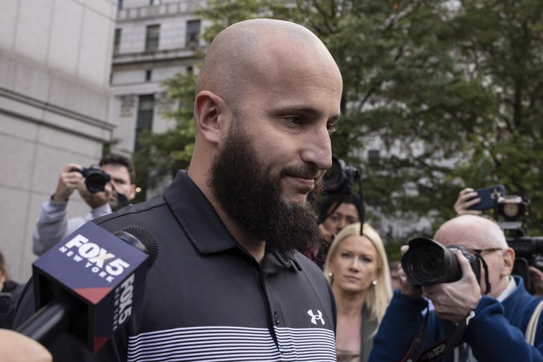 Mohamed Bahi, enlace del alcalde de Nueva York para las comunidades islámicas, en el tribunal en la ciudad de Nueva York el 8 de octubre del 2024. (AP foto/Yuki Iwamura)
