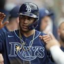 Siri y Peralta llevan a Rays a la victoria 3-2 ante Azulejos