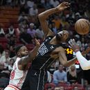 Durant fuera dos semanas con esguince de rodilla