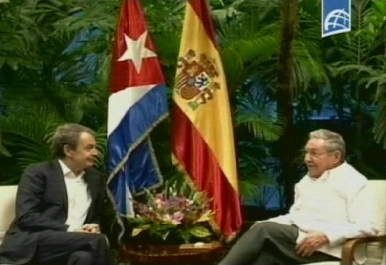 RAUL Y ZAPATERO.png