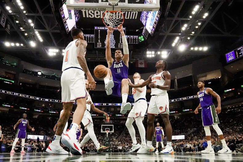 DEP-BAS KNICKS-BUCKS