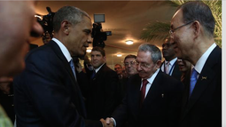 obama y raul codo con codo en panama